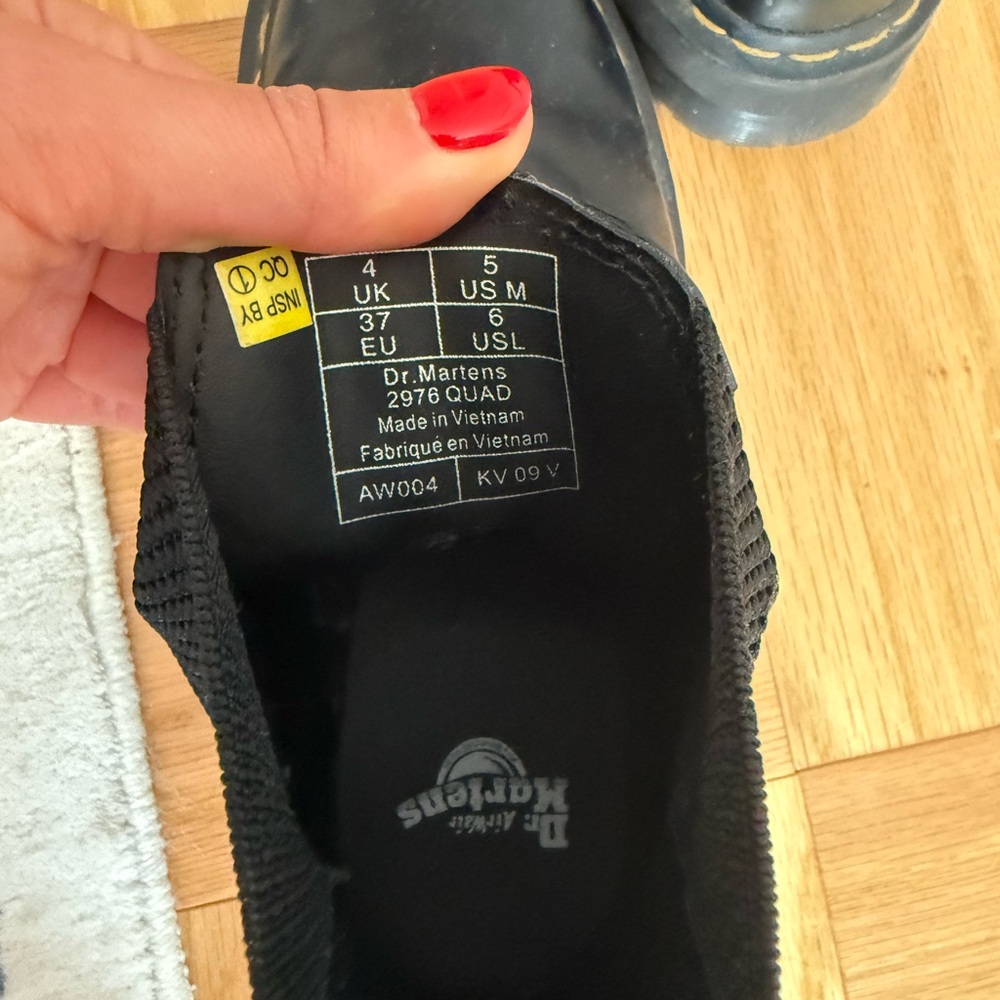 Dr. Martens Black Chelsea Boots - Picture 4 of 4